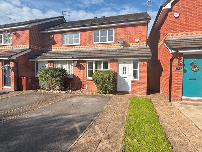 2 Bedroom Semi-Detached House For Sale In Petworth Close, Manchester, M22