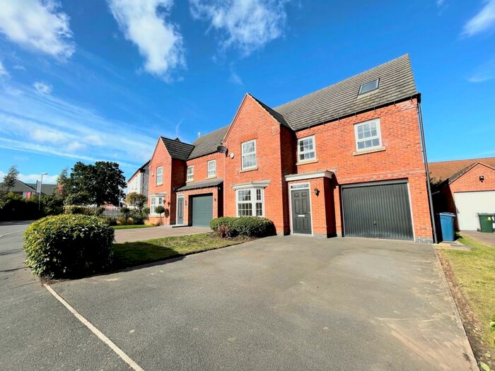 6 Bedroom Detached House To Rent In Chipmunk Way, Newton, NG13
