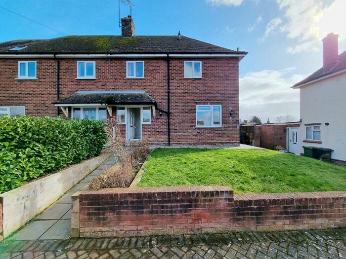 3 Bedroom Semi-Detached House To Rent In Broadgate, LE16