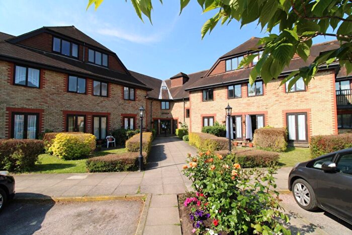 Studio For Sale In Deer Park Way, West Wickham, BR4