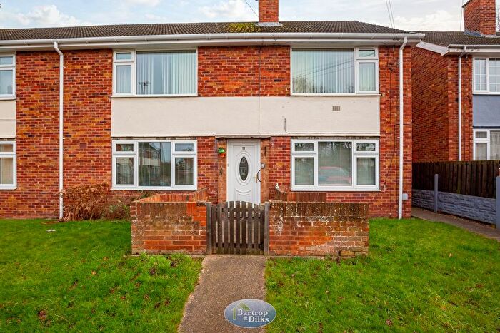 2 Bedroom Flat For Sale In York Place, Shireoaks, Worksop, S81