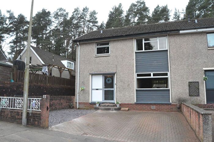 3 Bedroom Semi Detached House For Sale In Montfort Place, Falkirk, FK1