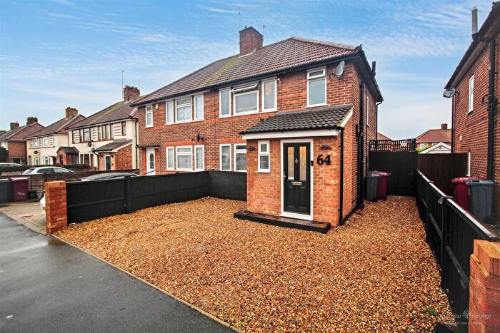 3 Bedroom Semi Detached House For Sale In Blandford Road, Reading, RG2