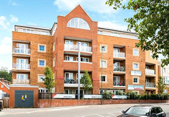 1 Bedroom Flat For Sale In Flambard Way, Godalming, GU7