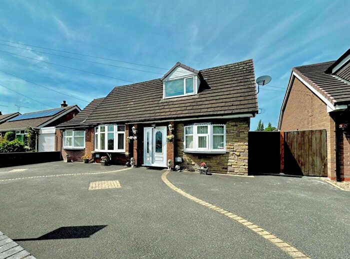 3 Bedroom Detached Bungalow For Sale In Long Lane South, Middlewich, CW10