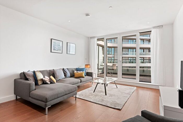 3 Bedroom Flat To Rent In Cascade Court, Sopwith Way, SW11