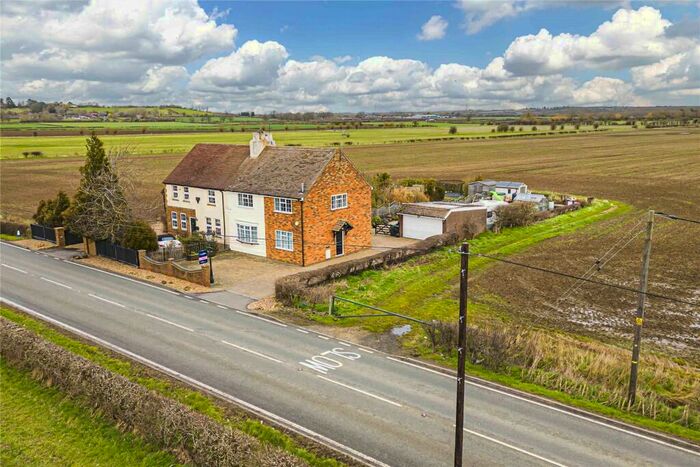 3 Bedroom Semi-Detached House For Sale In Leighton Road, Northall, Buckinghamshire, LU6