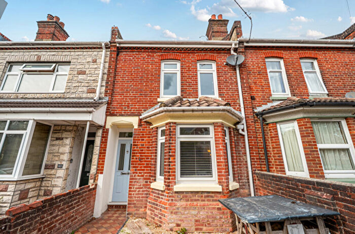 3 Bedroom Terraced House For Sale In Ludlow Road, Itchen, Southampton, Hampshire, SO19