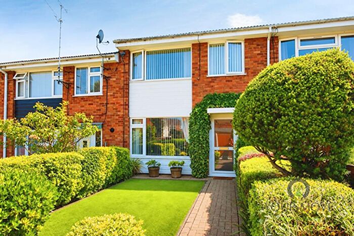 3 Bedroom Terraced House For Sale In Heather Close, Sittingbourne, Kent, ME10