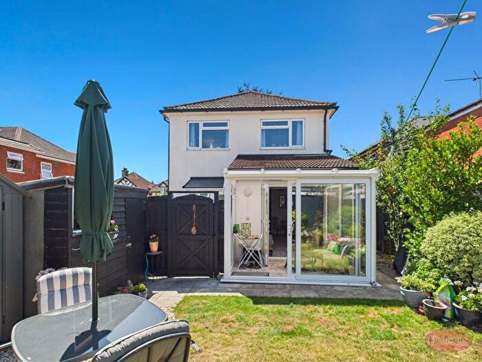 2 Bedroom Semi-Detached House For Sale In Canberra Road, Christchurch, BH23
