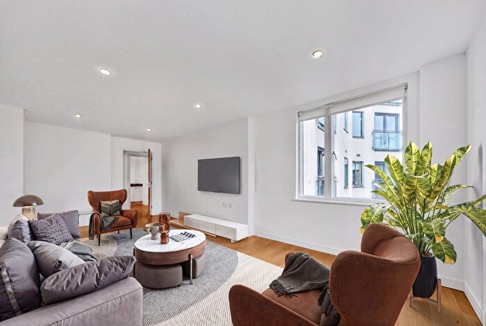 1 Bedroom Flat For Sale In City Walk, Perry Vale London, SE23