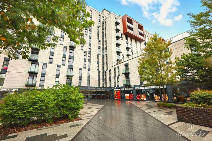 2 Bedroom Flat For Sale In Victoria Avenue, Southend-On-Sea, SS2