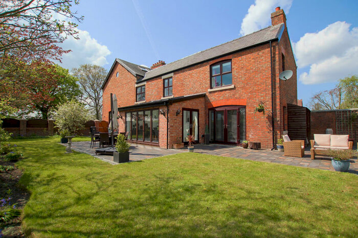 4 Bedroom Semi-Detached House For Sale In Hall Road, Scarisbrick, Ormskirk, L40