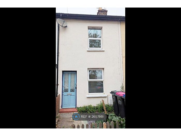 2 Bedroom Terraced House To Rent In Coleman Street, Southend-On-Sea, SS2