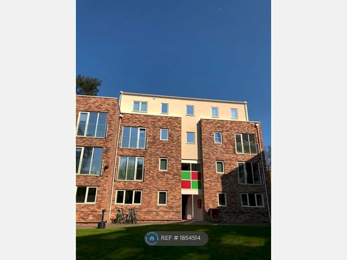3 Bedroom Flat To Rent In Columbia Lodge, Southampton, SO16