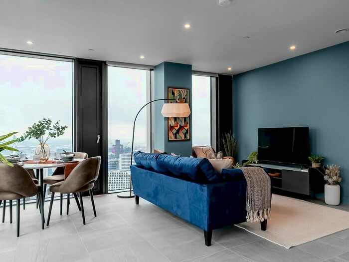 2 Bedroom Apartment To Rent In Broad Street, Birmingham, B15