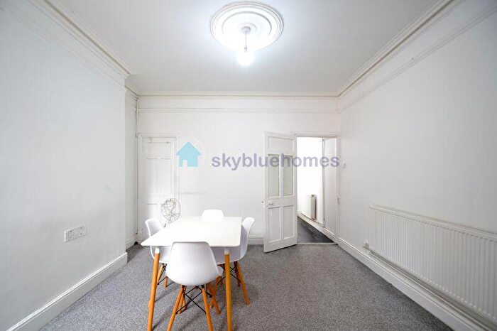 3 Bedroom Terraced House To Rent In Devana Road, Leicester, LE2