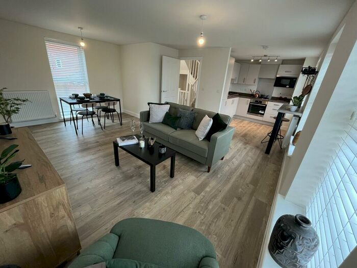 2 Bedroom Apartment For Sale In Shandon Leys Off Bromham Road Bedford Bedfordshire, MK40