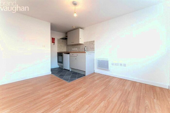 Studio To Rent In Railway Road, Newhaven, East Sussex, BN9
