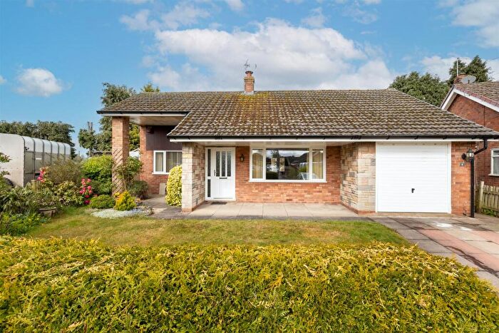 2 Bedroom Detached Bungalow For Sale In Windmill Close, Buerton, Crewe, CW3