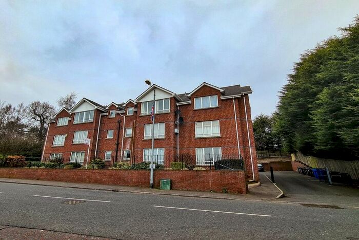 2 Bedroom Flat For Sale In Park View, Belfast BT8