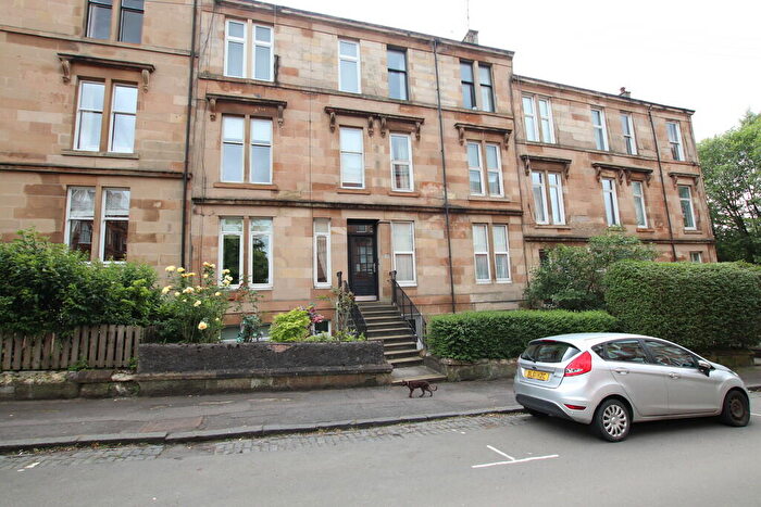 2 Bedroom Flat To Rent In Turnberry Road, Hyndland, G11