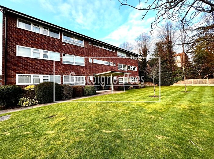 2 Bedroom Flat To Rent In St. Margarets, Guildford, GU1