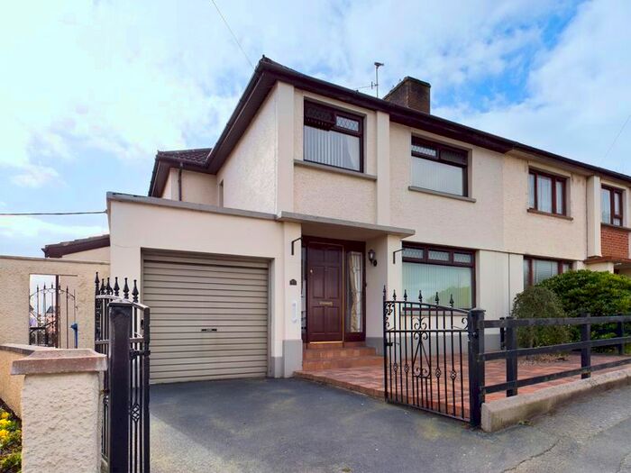4 Bedroom Semi-Detached House For Sale In Shandon Park, Newry, BT34