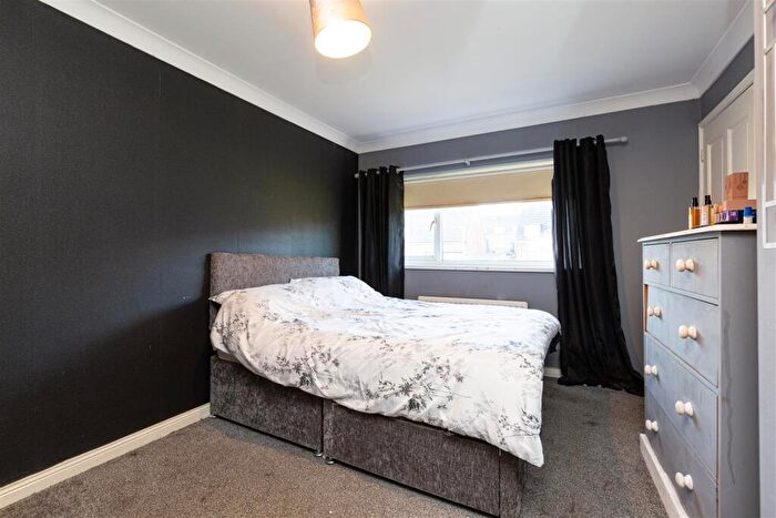3 Bedroom End Of Terrace House For Sale In Lime Park, Brandon, DH7