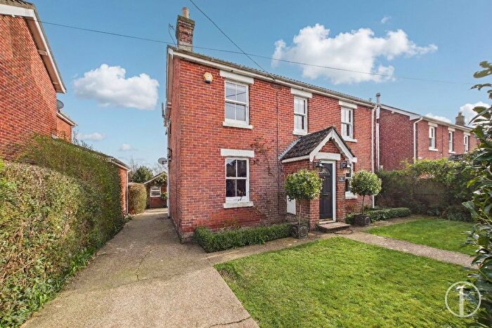 3 Bedroom Detached House For Sale In Oatlands Road, Botley, SO32