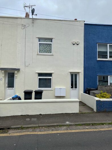 1 Bedroom Flat To Rent In Lyppiatt Road, Bristol, BS5
