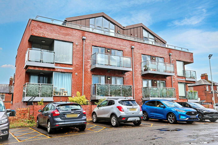2 Bedroom Flat For Sale In Marlowe Place, Dover Street, Canterbury, Kent, CT1