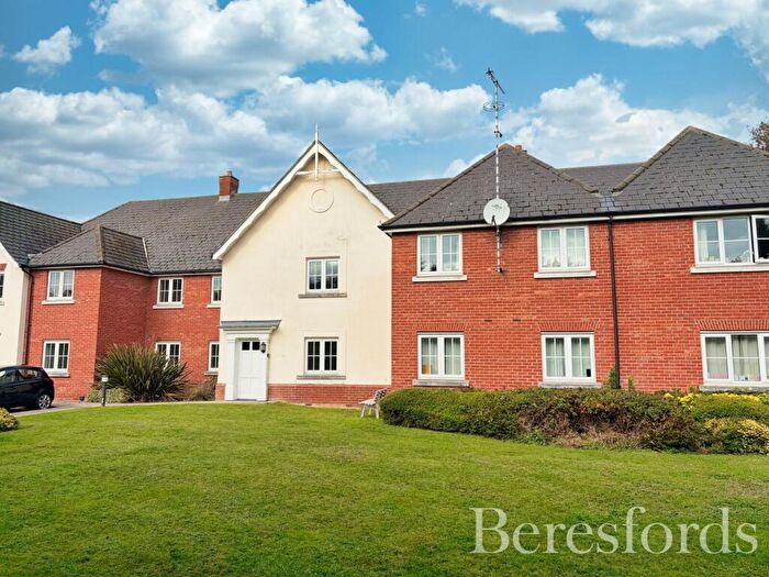 2 Bedroom Apartment For Sale In Shrub End Road, CO3
