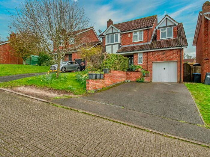 4 Bedroom Detached House For Sale In Birchwood View, Ashbourne, DE6