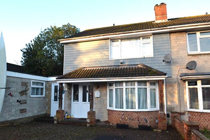 4 Bedroom Semi-Detached House For Sale In Mountbatten Drive, Ryde, Isle Of Wight, PO33