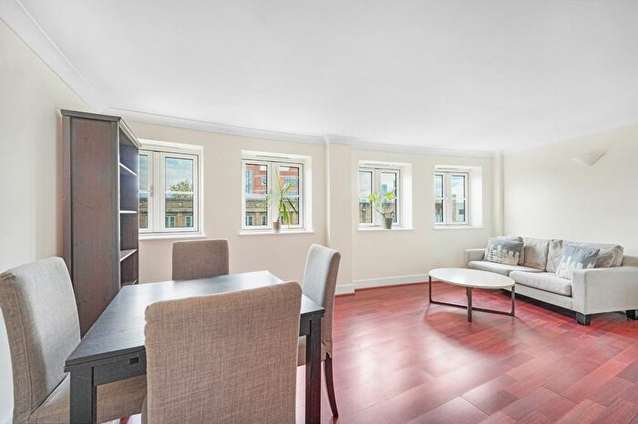 1 Bedroom Flat To Rent In Rodin Court, Essex Road, N1