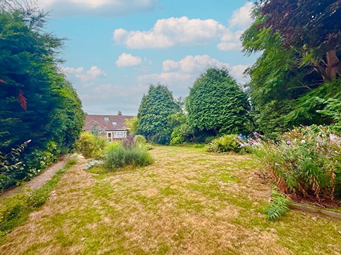 2 Bedroom Bungalow For Sale In Willow Way, Flitwick, MK45