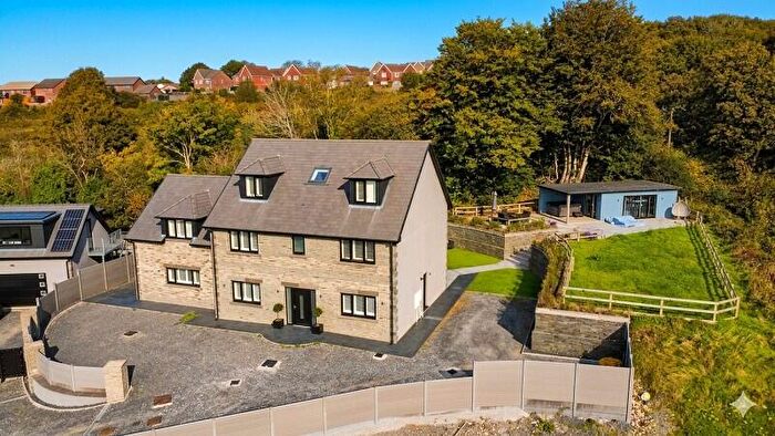 6 Bedroom Detached House For Sale In Old Oak Tree Close, Birchgrove Road, Birchgrove, Swansea, City And County Of Swansea., SA7