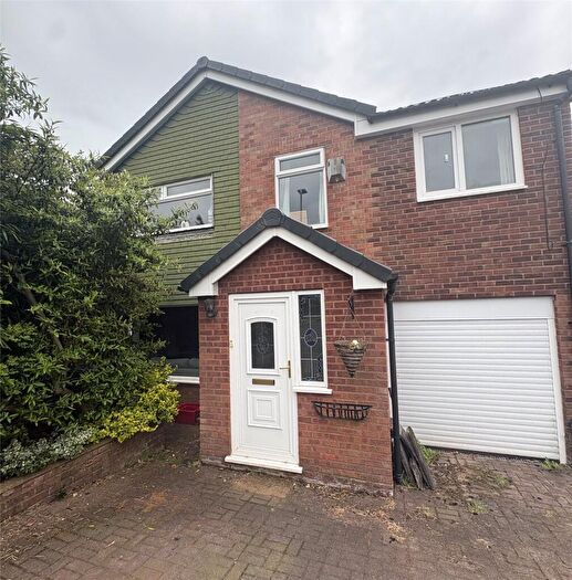 4 Bedroom Detached House For Sale In Burns Fold, Dukinfield, Greater Manchester, SK16