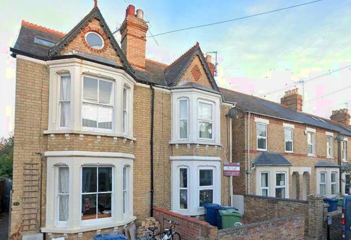 6 Bedroom Semi-Detached House To Rent In Essex Street, East Oxford, OX4