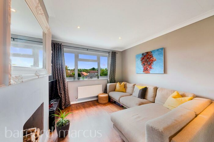 2 Bedroom Apartment To Rent In Stamford Green Road, Epsom, KT18