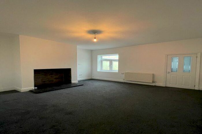 3 Bedroom Property To Rent In Pilgrim Street, Nelson, BB9