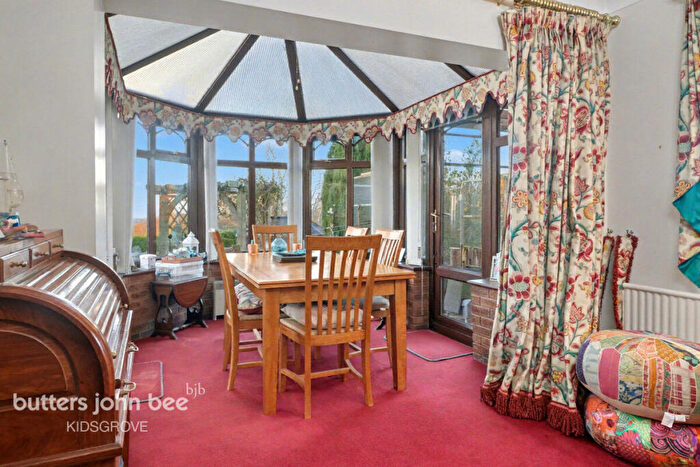 4 Bedroom Detached House For Sale In Chatterley Drive, Stoke-On-Trent, ST7