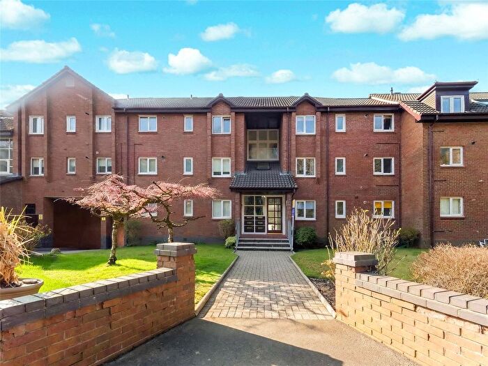 2 Bedroom Flat For Sale In Shore Road, Skelmorlie, North Ayrshire, PA17