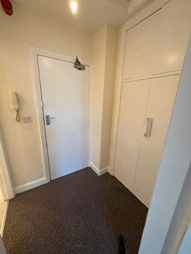 1 Bedroom Flat To Rent In Albert Road, Morecambe, LA4