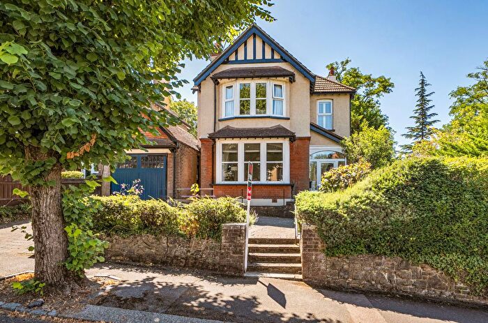 5 Bedroom Detached House For Sale In Purley Knoll, West Purley, CR8