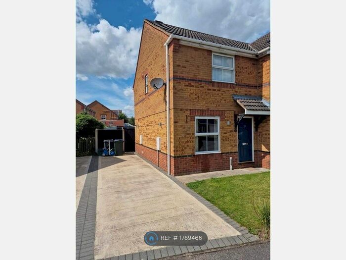 2 Bedroom Terraced House To Rent In Monks Close, Dunscroft, Doncaster, DN7