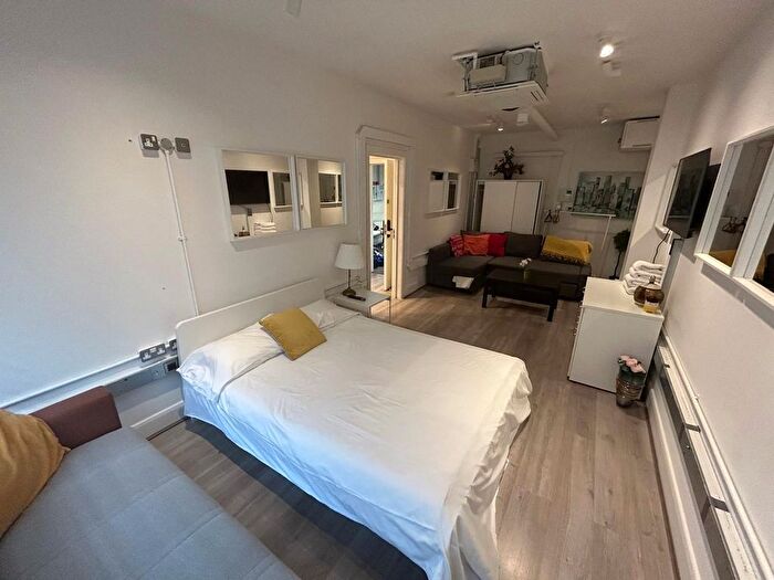 1 Bedroom Flat To Rent In , Harrow Road, London, W9