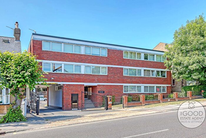 Studio For Sale In The Maitlands, Loughton, IG10