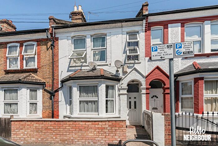 1 Bedroom Maisonette To Rent In Finborough Road, London, SW17